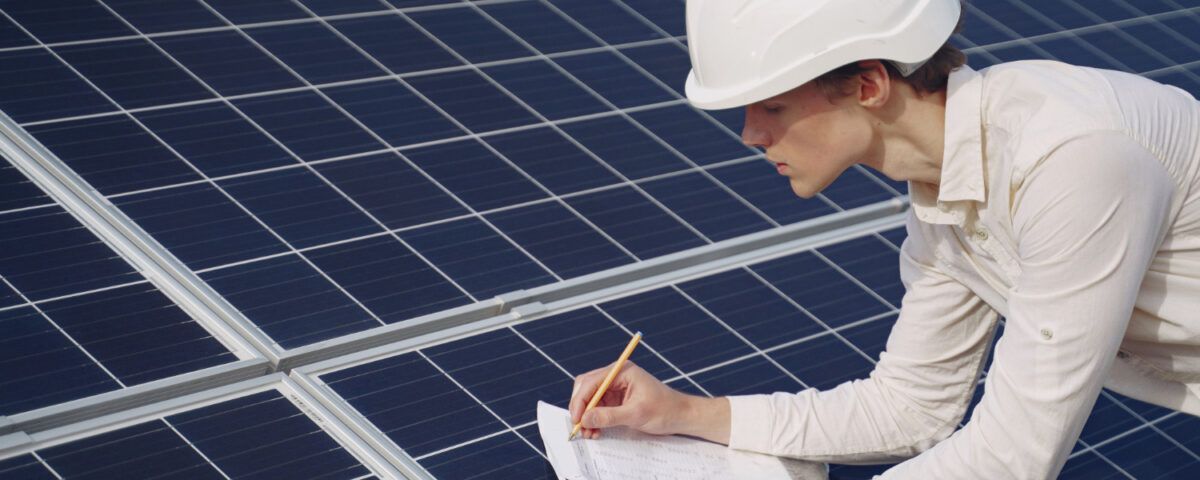 cate-panouri-fotovoltaice-sunt-necesare-pentru-o-casa