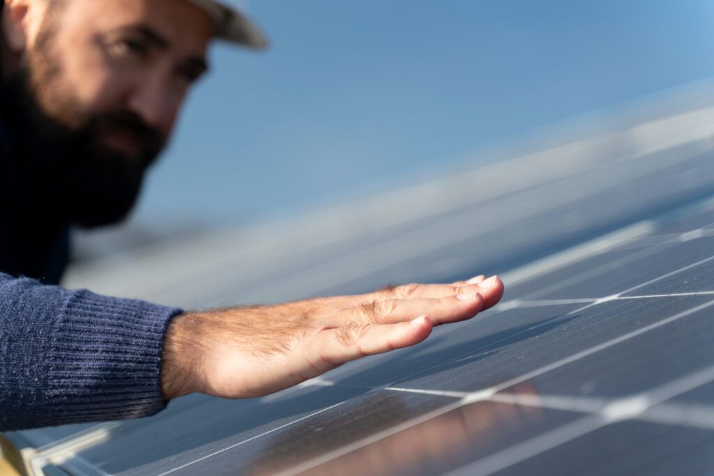 cate-panouri-fotovoltaice-sunt-necesare-pentru-o-casa-3