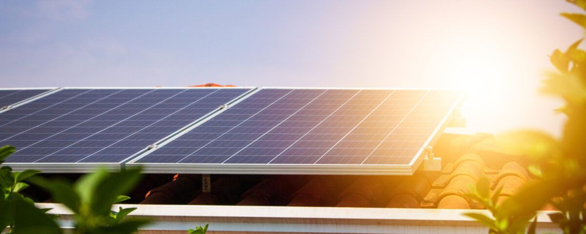 energia-solara-avantaje-si-dezavantaje